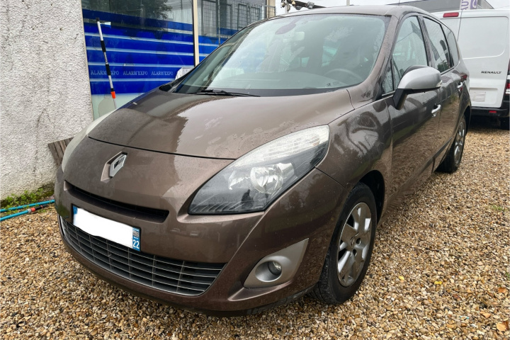 RENAULT GRAND SCENIC III