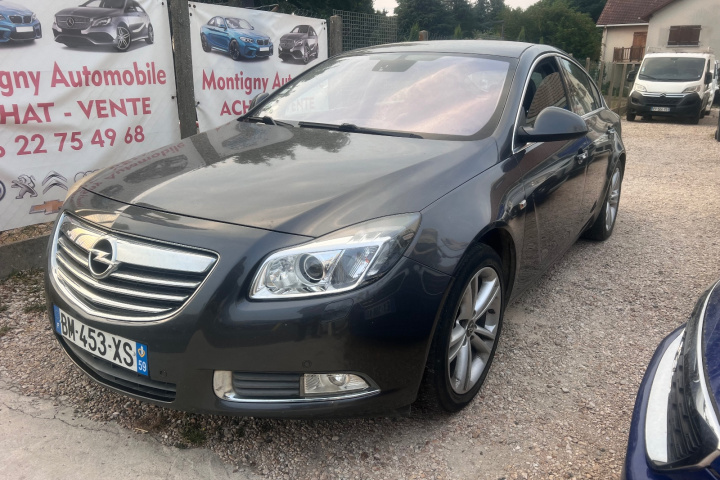 OPEL INSIGNIA