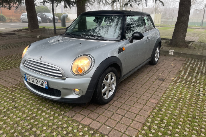 MINI HATCH R56