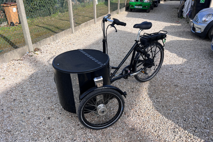 NIHOLA TRIPORTEUR